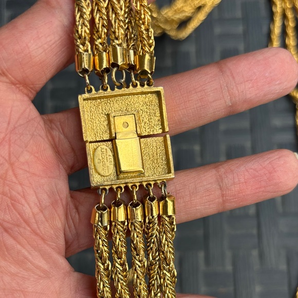 Givenchy Vintage Long Elegant Gold and Black Necklace Belt - Picture 11 of 16